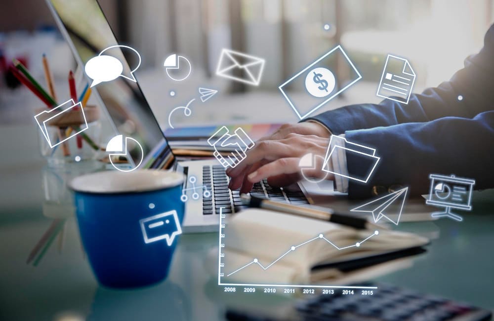 How Fractional CMOs Help Small Businesses Scale Marketing